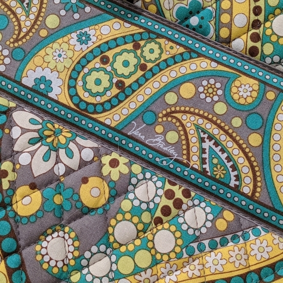 Vera Bradley Cosmetic Toiletry Travel Bag - Picture 5 of 5